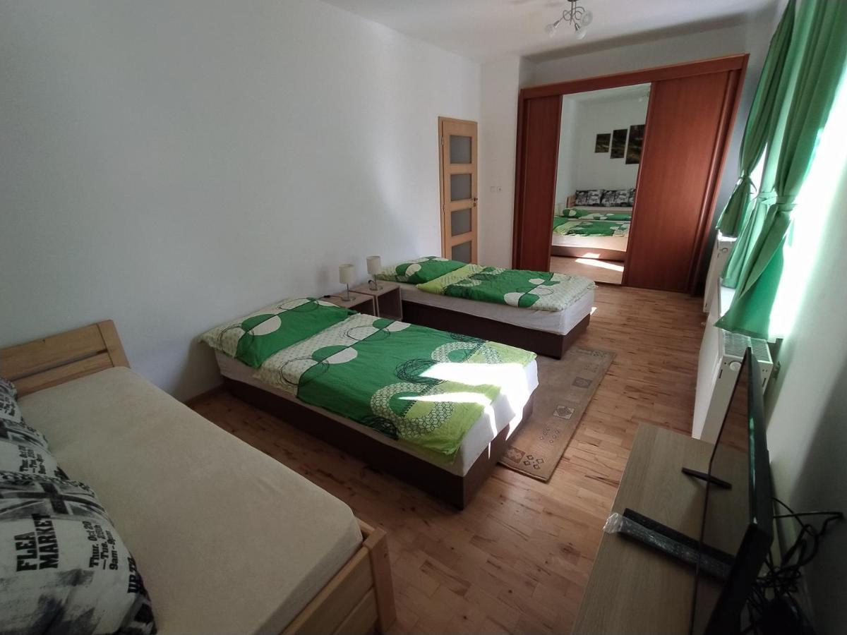 Apartmány LoNo Jičín Exterior foto