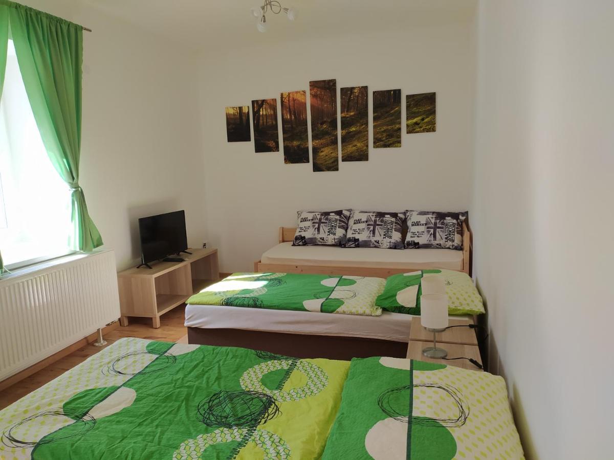 Apartmány LoNo Jičín Exterior foto
