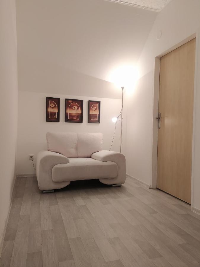 Apartmány LoNo Jičín Exterior foto